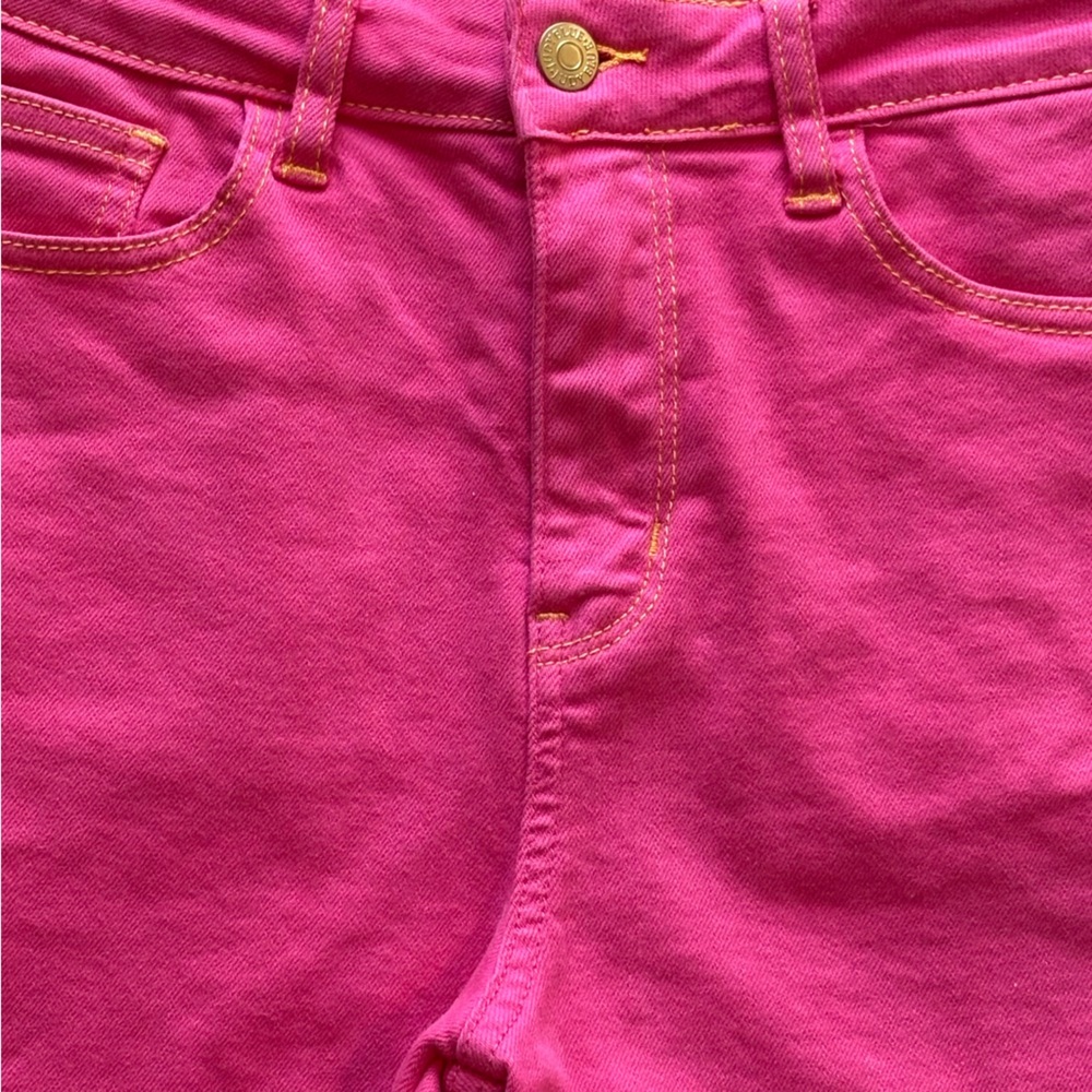 Judy Blue Hi-Rise Garment Dyed Magenta Shorts Women's Large - Picture 2 of 9